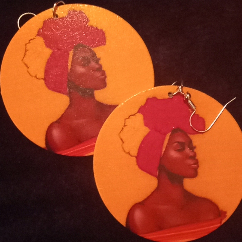 Regal beauty earrings